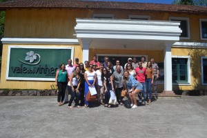 Missao em visita a sede da Associação de Produtores de Vinhos Finos do Vale dos Vinhedos