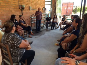 Troca de experiências com Rogério Valduga proprietario da Vinícola Torcello que tem como ponto forte a venda direta a turistas do Vale dos Vinhedos.